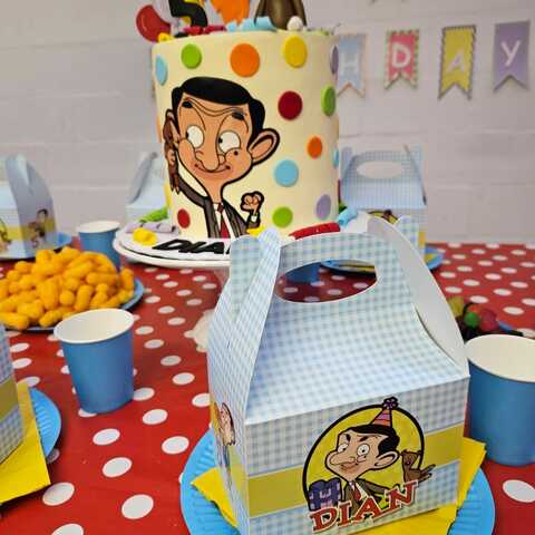 Mr Bean party box 